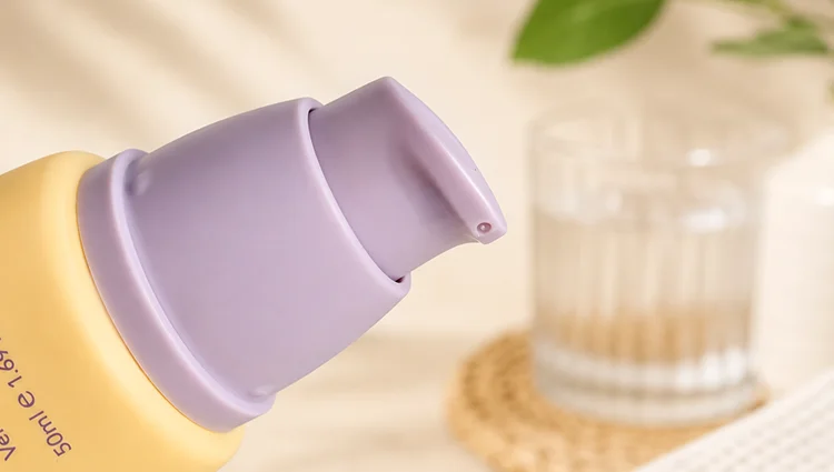 airless pump system of haruharu wonder daily sunscreen