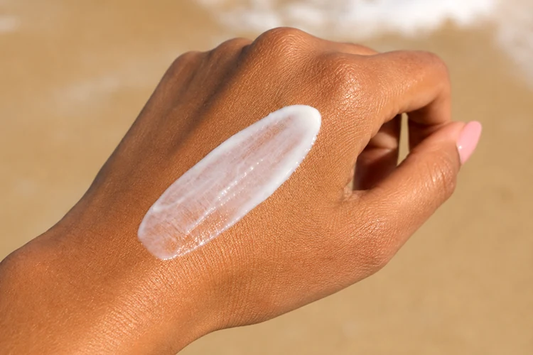 texture and finish of coola classic face sunscreen