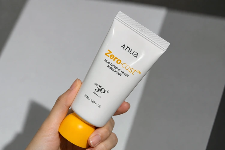 white squeeze tube of anua zero-cast moisturizing finish sunscreen